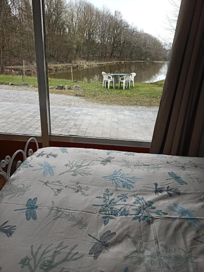 Deux Etangs Poissonneux Au Milieu Des Bois Avec Gite Moderne, La Halte Des Deux Lacs Rosée 外观 照片